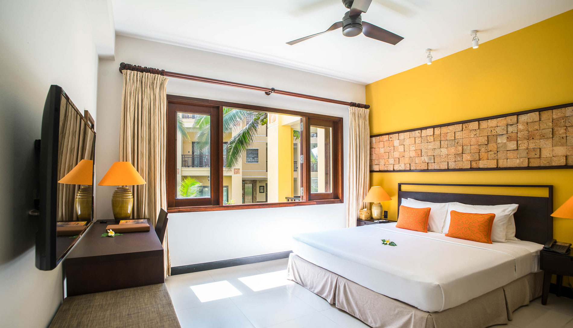 Pandanus-homepage-family-suite